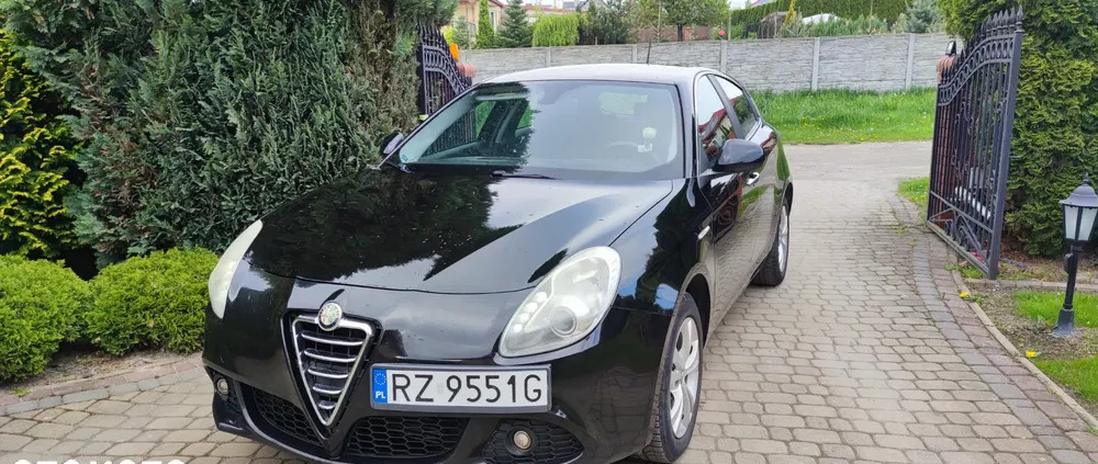 alfa romeo giulietta Alfa Romeo Giulietta cena 24000 przebieg: 207227, rok produkcji 2010 z Rzeszów